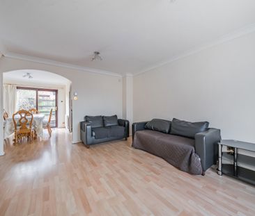 Gables Close, Lee, SE12 - Photo 2