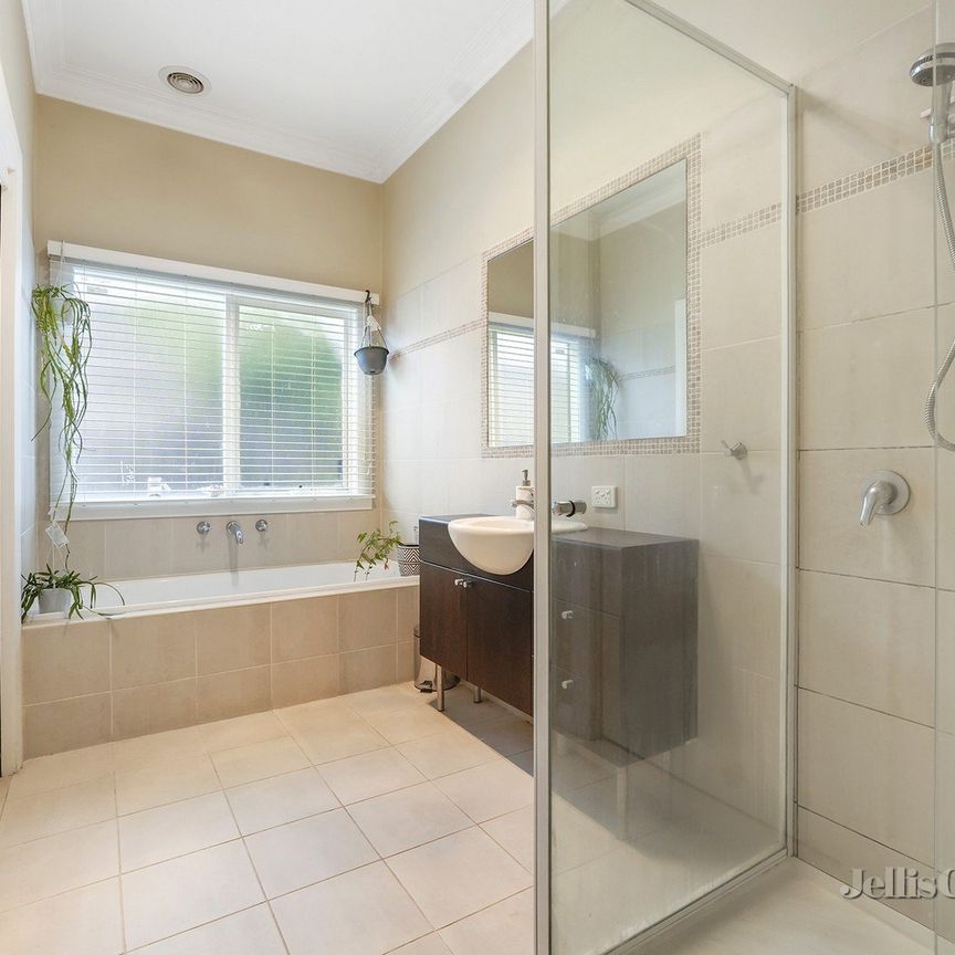 147 Warrigal Road, Cheltenham - Photo 1