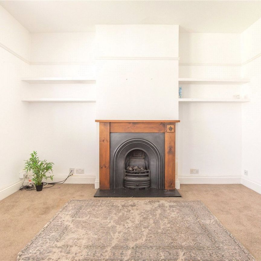 Manor Road, - Photo 1