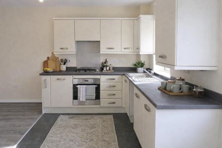 2 BED Flat To rent - Photo 3