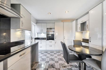 2 bedroom detached bungalow to rent - Photo 5