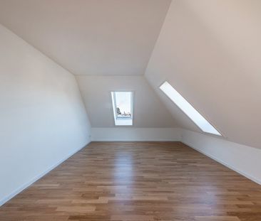 Dachwohnung mit herrlicher Aussichts-Terrasse - Foto 1
