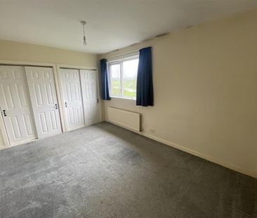 13 Hamilton Gardens, Lisburn, BT28 2BD - Photo 5