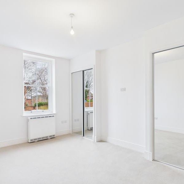 Elizabeth House, Denmark Road, Gloucester - Photo 1