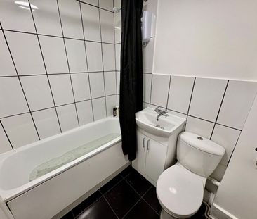 Roper Walk, Dudley, DY3 1BQ - Photo 1