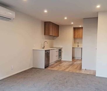 Modern 2BR Townhouse with Extras! - Photo 2