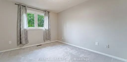 212 Austin Drive #Upper - Photo 2