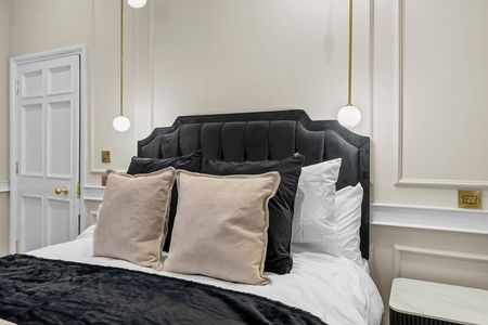 Trim Street - Photo 3