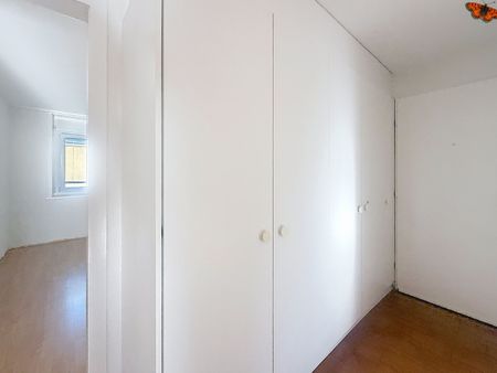 3½ ROOMS - WITH BALCONY! - Photo 2