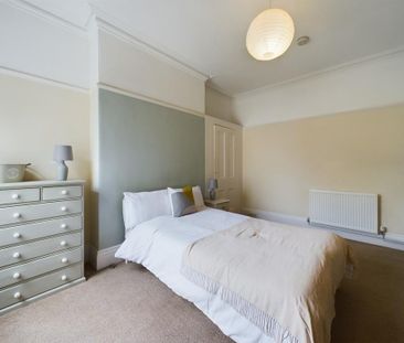 3 bedroom house share to rent - Photo 1