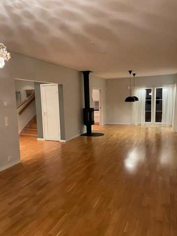 Lövbrunnavägen, Täby - Foto 4