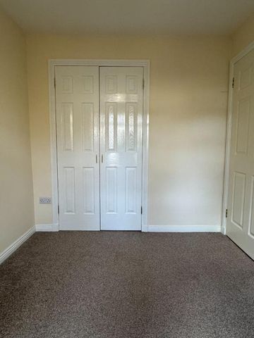 2 bedroom semi-detached house to rent - Photo 3