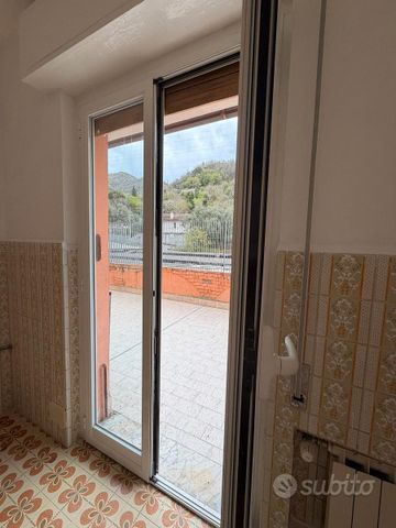 Neirone due camere con ampio terrazzo - Photo 4