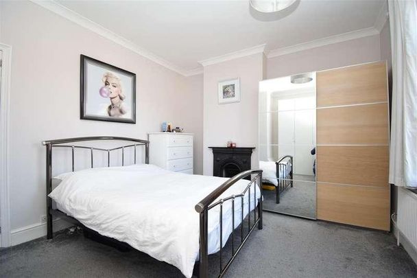 Holy Oake Terrace, Horbury, WF4 - Photo 1