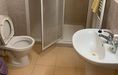 Ponúkame na prenájom štýlový a kompletne zariadený 1-izbový byt na Záporošskej ulici Dispozícia bytu: vstupná chodba, priestranná obývacia izba prepo - Photo 1