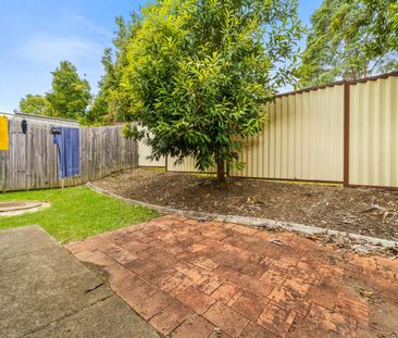SPACIOUS TOWNHOUSE - Photo 6