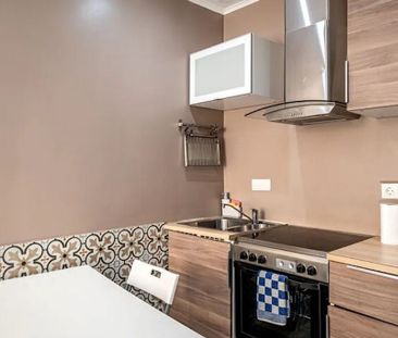 Beco do Forno do Sol, Lisbon, Lisbon 1170-363 - Photo 3