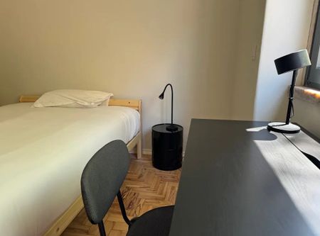 Rua da Beneficência, Lisbon, Lisbon 1600-019 - Photo 5