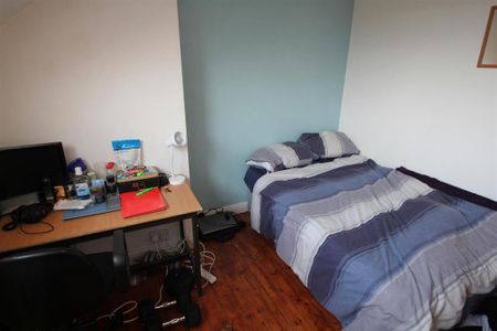 5 bedroom terraced house to rent - Photo 3