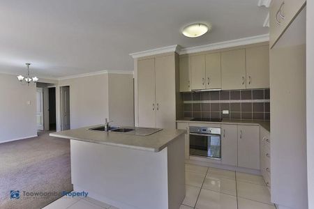 20 Cuttaburra Crescent, 4350, Glenvale Qld - Photo 4