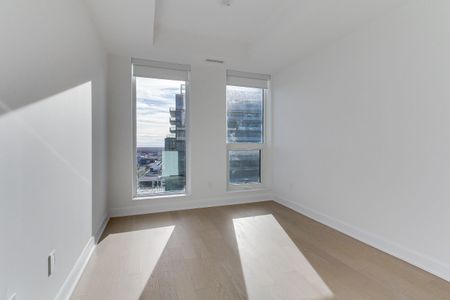 For Lease - 3240 William Coltson Avenue Unit# 1808, Oakville, Ontario - Photo 4