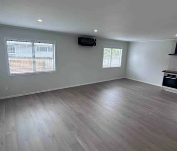 Newly Renovated Family Living - Photo 4