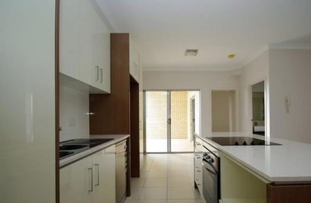 4/189 Cavendish Road, 4151, Coorparoo Qld - Photo 5