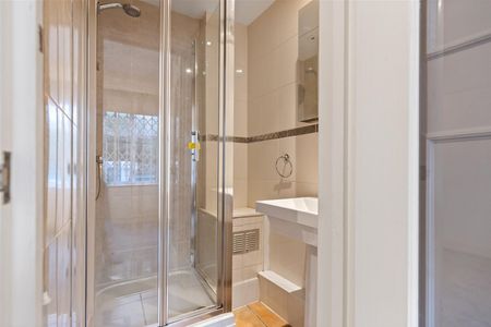 West End Lane, West Hampstead, London - Photo 3