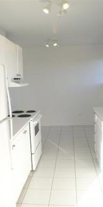 Appartement 2 chambres à louer Côte-Saint-Luc à 5150 MacDonald - Photo 3