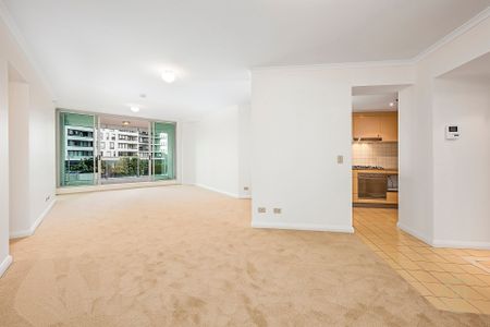 Modern Apartment in the Heart of Chatswood ** Available 02/12/25 ** - Photo 4