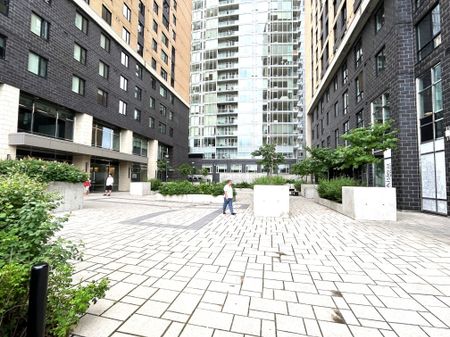 For Lease - 105 Champagne Avenue Unit# 1817, Dows Lake - Civic Hospital and Area, Ontario - Photo 3