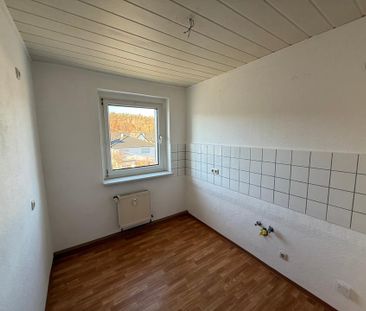 Sehr schöne 3-Raum-Wohnung in Gera - Debschwitz-West mit Balkon - Photo 2
