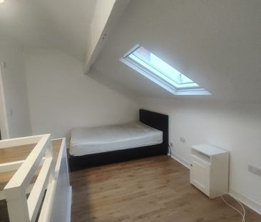 1 Bed Flat, Aberdeen Walk, LS12 - Photo 4