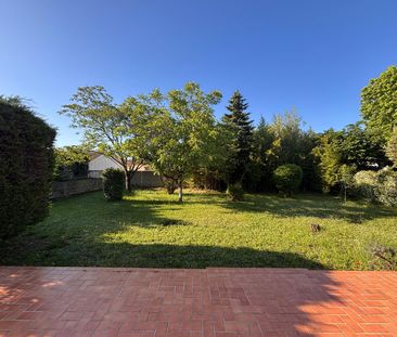 Location Maison 4 pièces 94m² VILLENAVE D ORNON 33140 - Photo 4