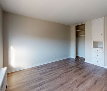Bachelor Apartment - Photo 1