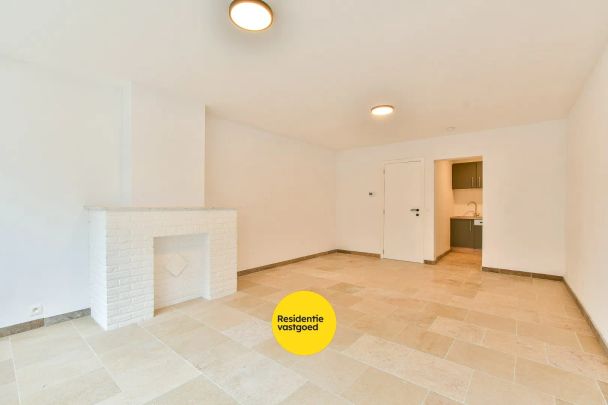 Te huur: gelijkvloers 2-slaapkamerappartement in centrum De Haan! - Photo 1