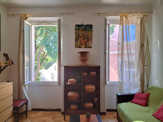 Studio de 28.43 m² avec mezzanine dans le centre-ville de La Ciotat, - Photo 1