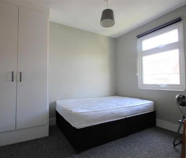 4 bedroom house to rent - Photo 5