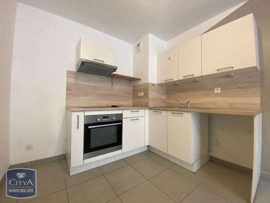 Location Appartement 2 pièces 41m² VILLENEUVE LES AVIGNON 30400 - Photo 1