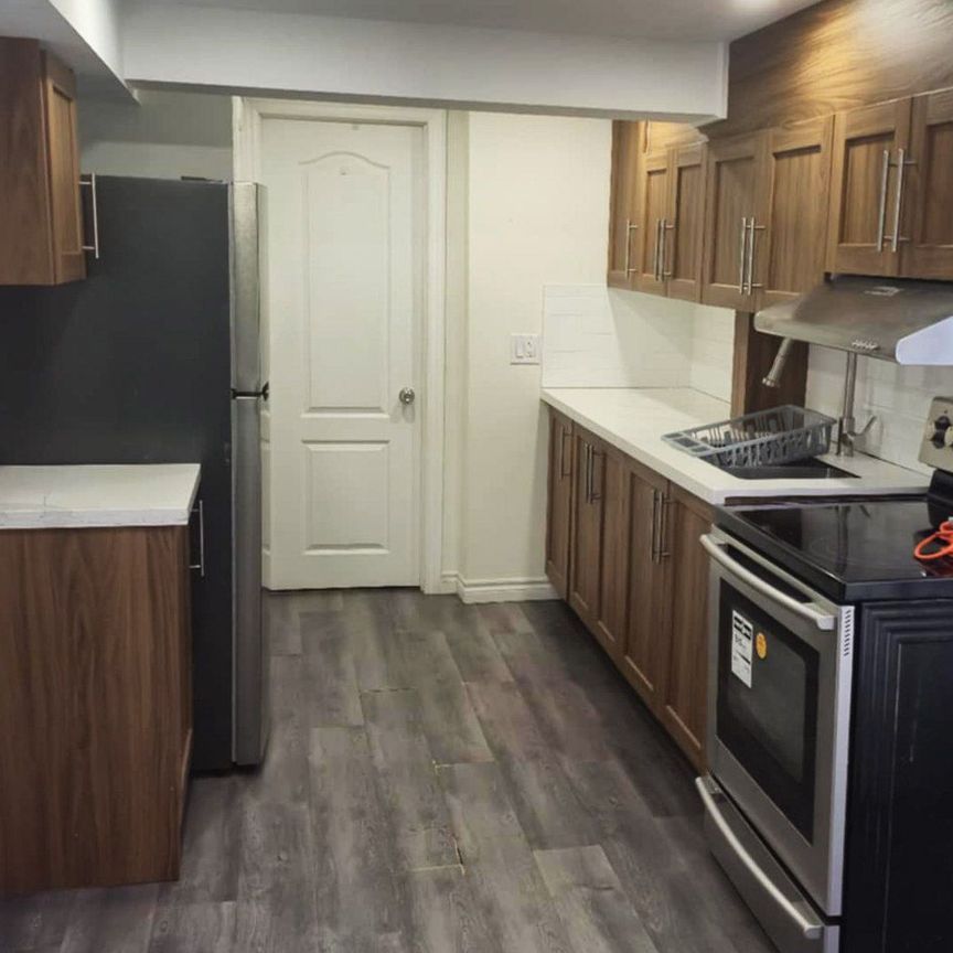For Lease - 24 GRISELDA Court, Brampton, Ontario - Photo 1