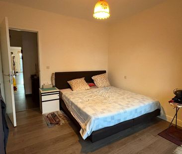 Ruim, energiezuinig appartement met 2 slpks, groot terras en autost... - Photo 5