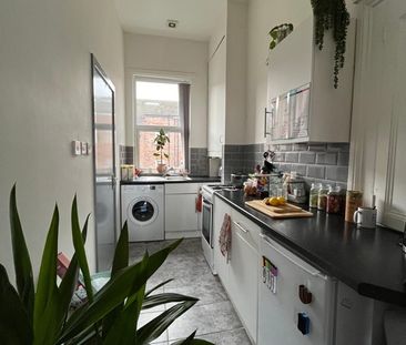 1 Bed Flat, Balmoral Road, L6 - Photo 4