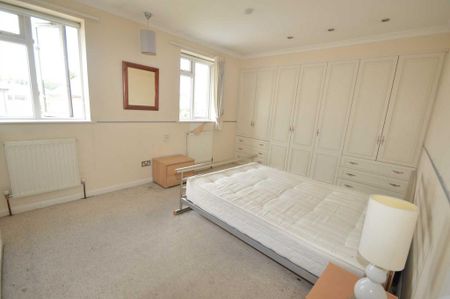 House share to rent - Photo 2