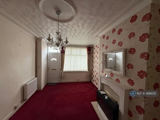 3 bedroom terraced house to rent - Photo 1