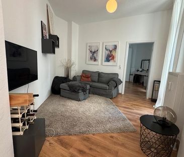 **2- Raum Wohnung** Einbauküche** Balkon** - Photo 1