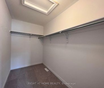 Property For Lease | N8147184 - Photo 6