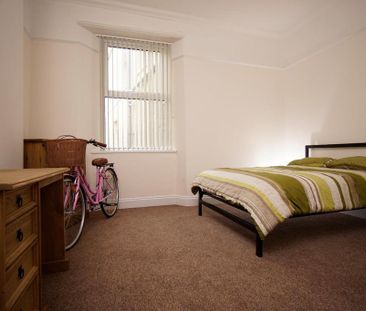 5 bedroom house to rent - Photo 2