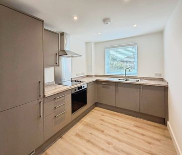 21 Swain Court, Peterborough, Oundle Road - Photo 3