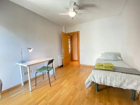 Avenida de Moratalaz, Madrid, Community of Madrid 28030 - Photo 5