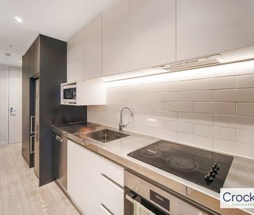 Pet friendly two bedroom unit at ALTRO - 1 WEEK FREE - Photo 4